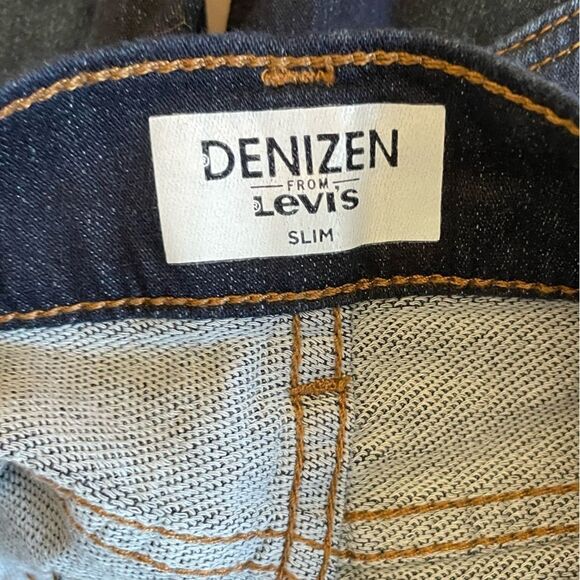 Jeans and Embroidered Top Size 6/6X - Picture 6 of 11